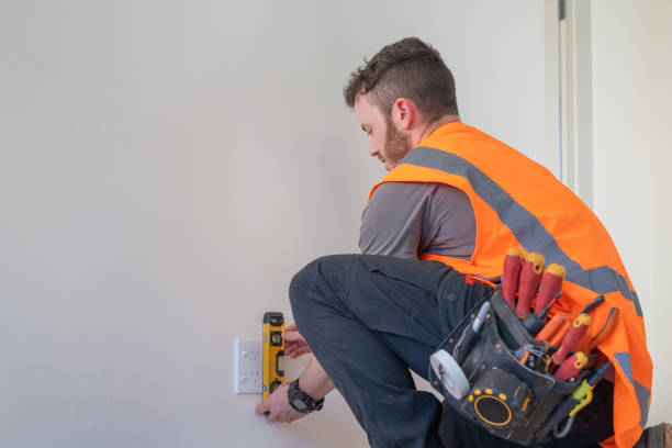 Best Affordable Emergency Electrician  in Kitsap Lake, WA